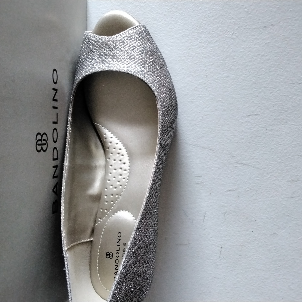 Women shoes silver, Bandolino, 9 M, sparkling gold